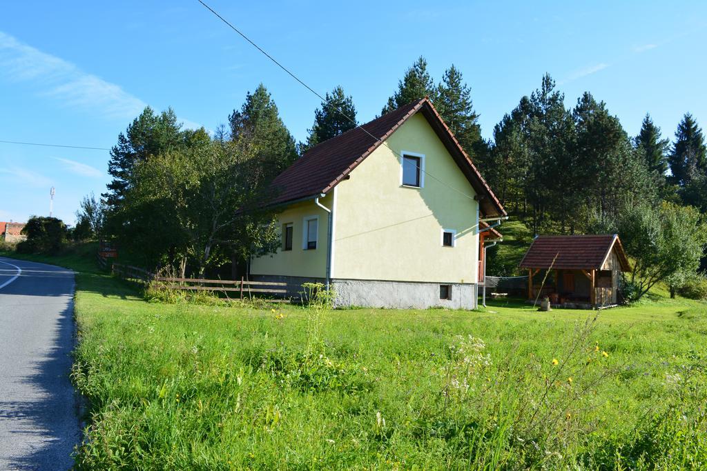 Holiday Home Lana Saborsko Екстер'єр фото