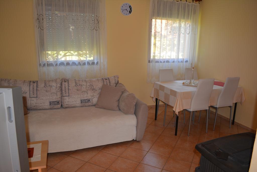 Holiday Home Lana Saborsko Екстер'єр фото